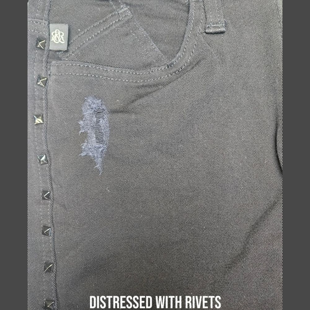 NWT ROCK & REPUBLIC Women's distressed rivet mid- rise black sexy shorts Size 4 - Picture 5 of 16